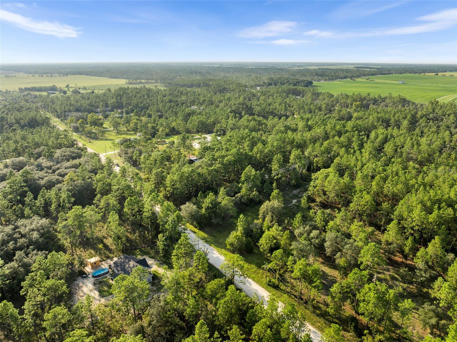 WILLISTON HLNDS - Land