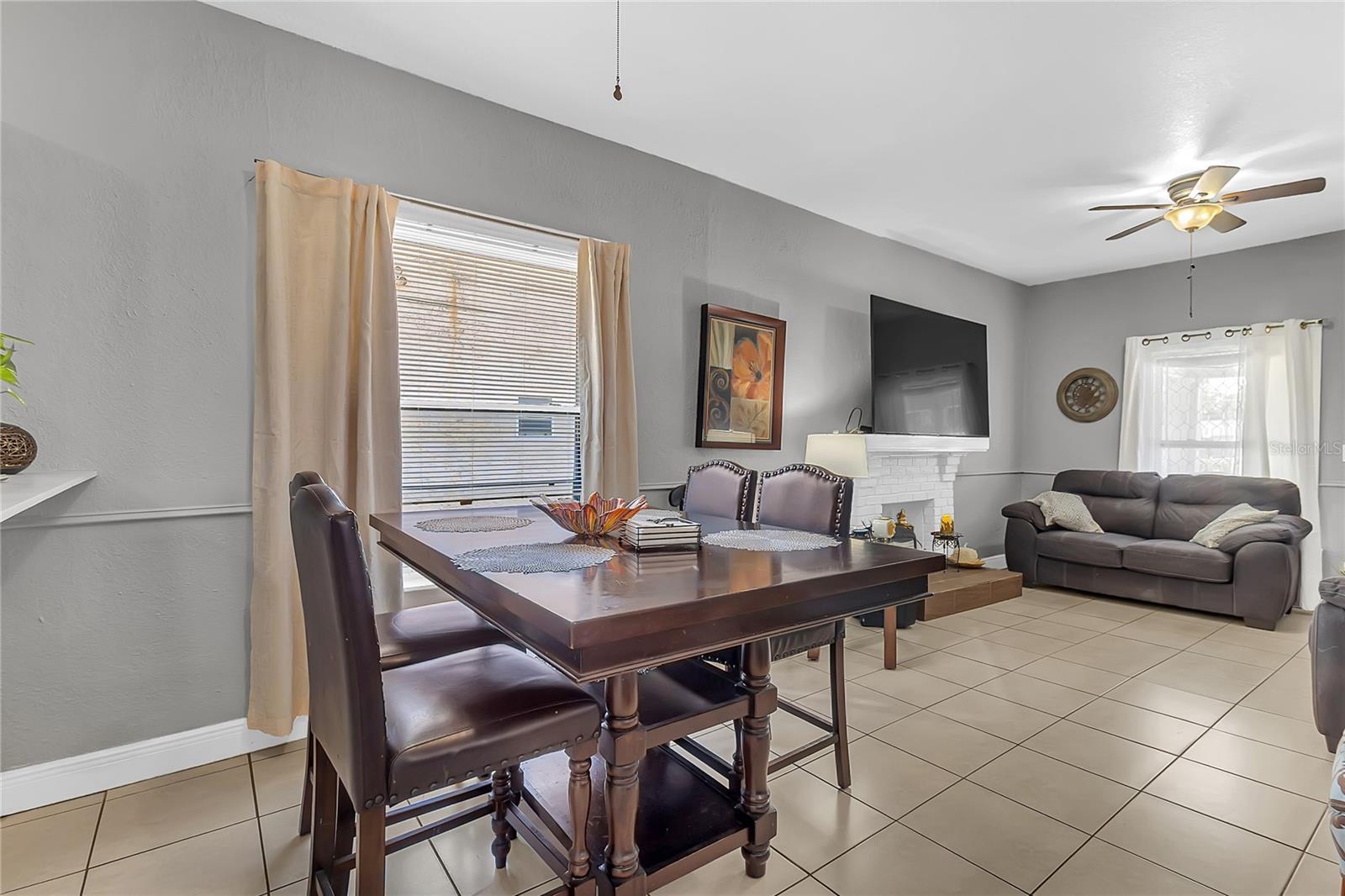 PINECREST ADD - Residential