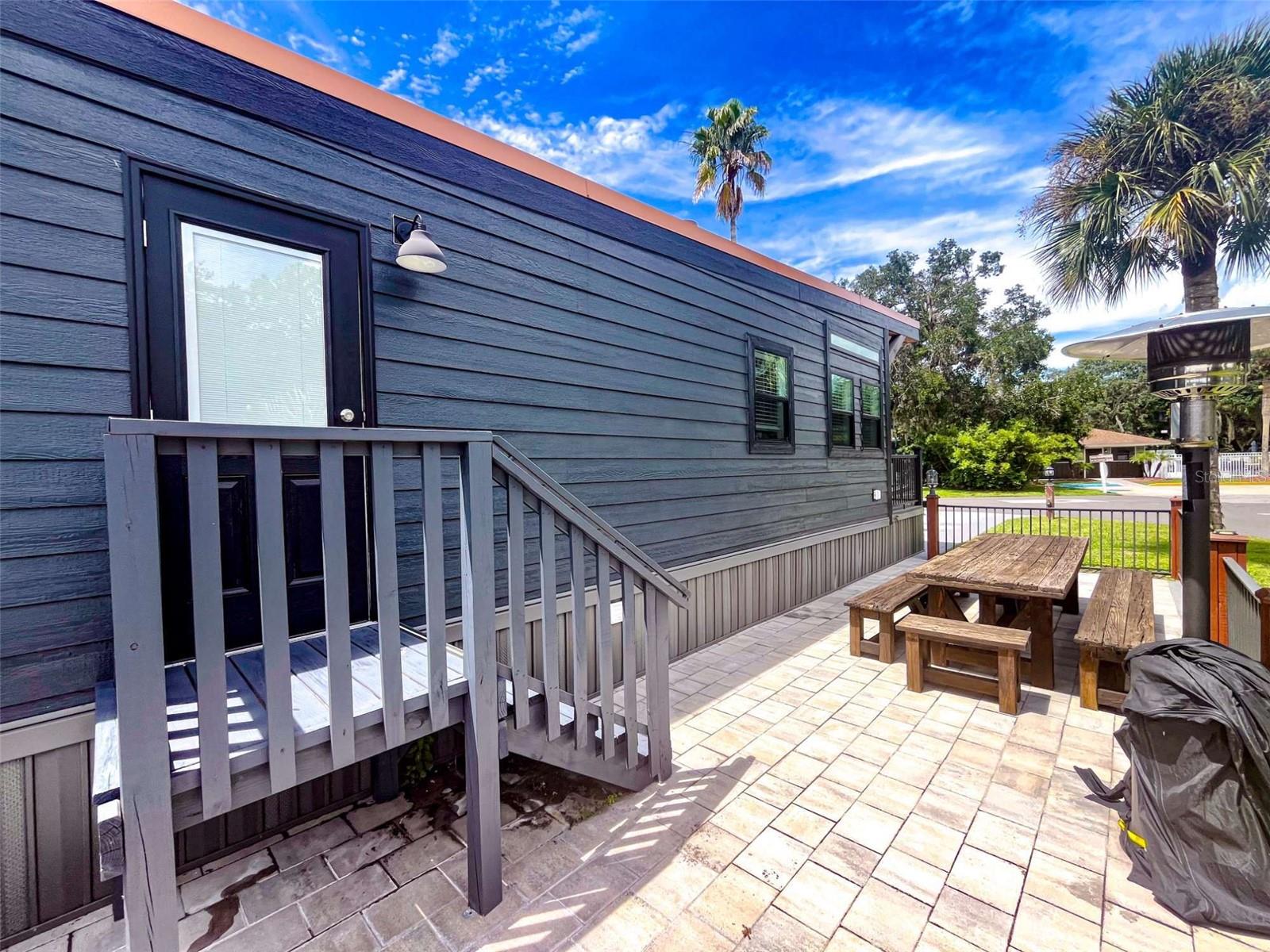 LONG HAMMOCK PH 01 - Residential Lease