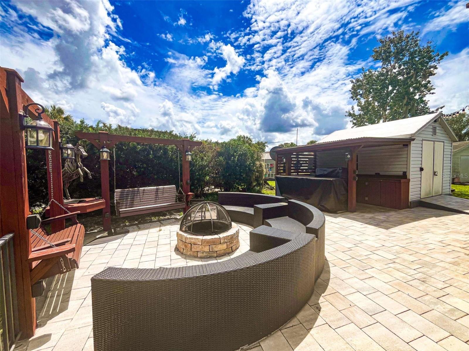 LONG HAMMOCK PH 01 - Residential Lease