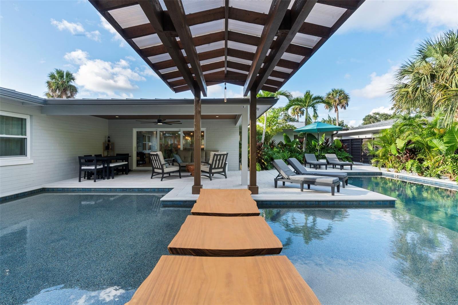 J Y DETWILERS 1ST ADD - Residential