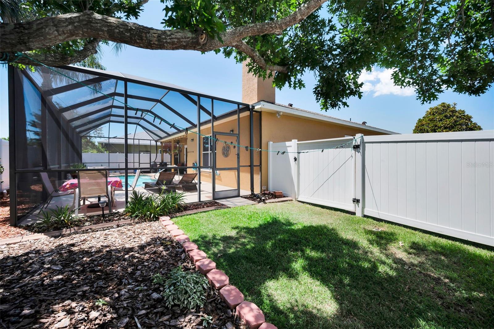 WILD OAKS - Residential