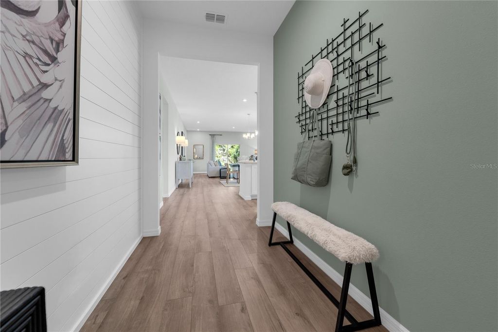 Photo of 1118 Clay Boulevard, Tavares, FL 32778 (MLS # O6366836)