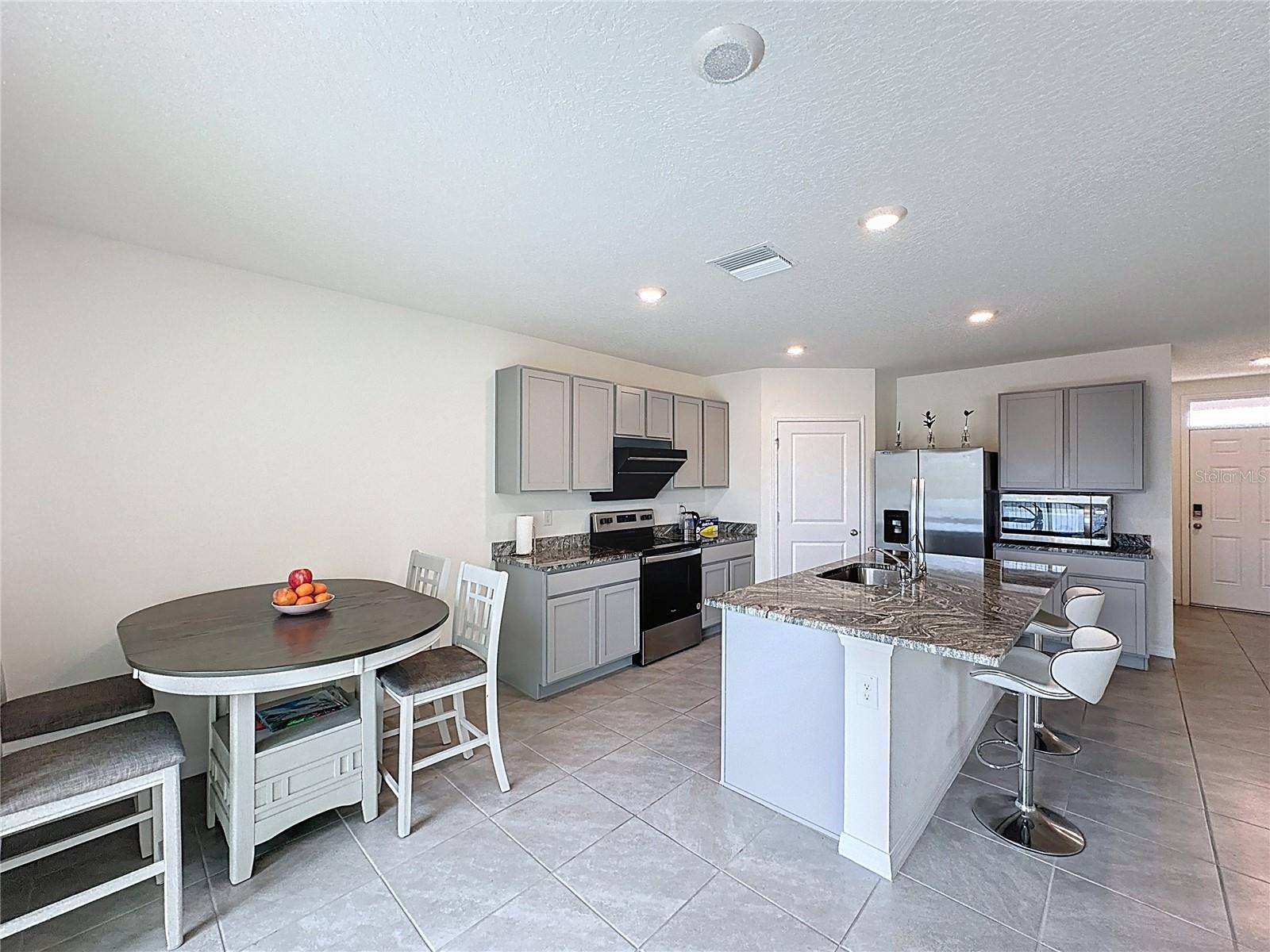 EPPERSON RANCH NORTH POD F PH - Residential