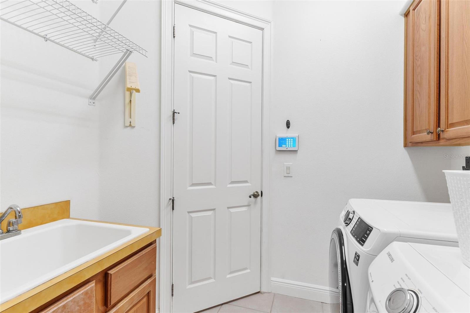 HARBOR HILLS - Residential