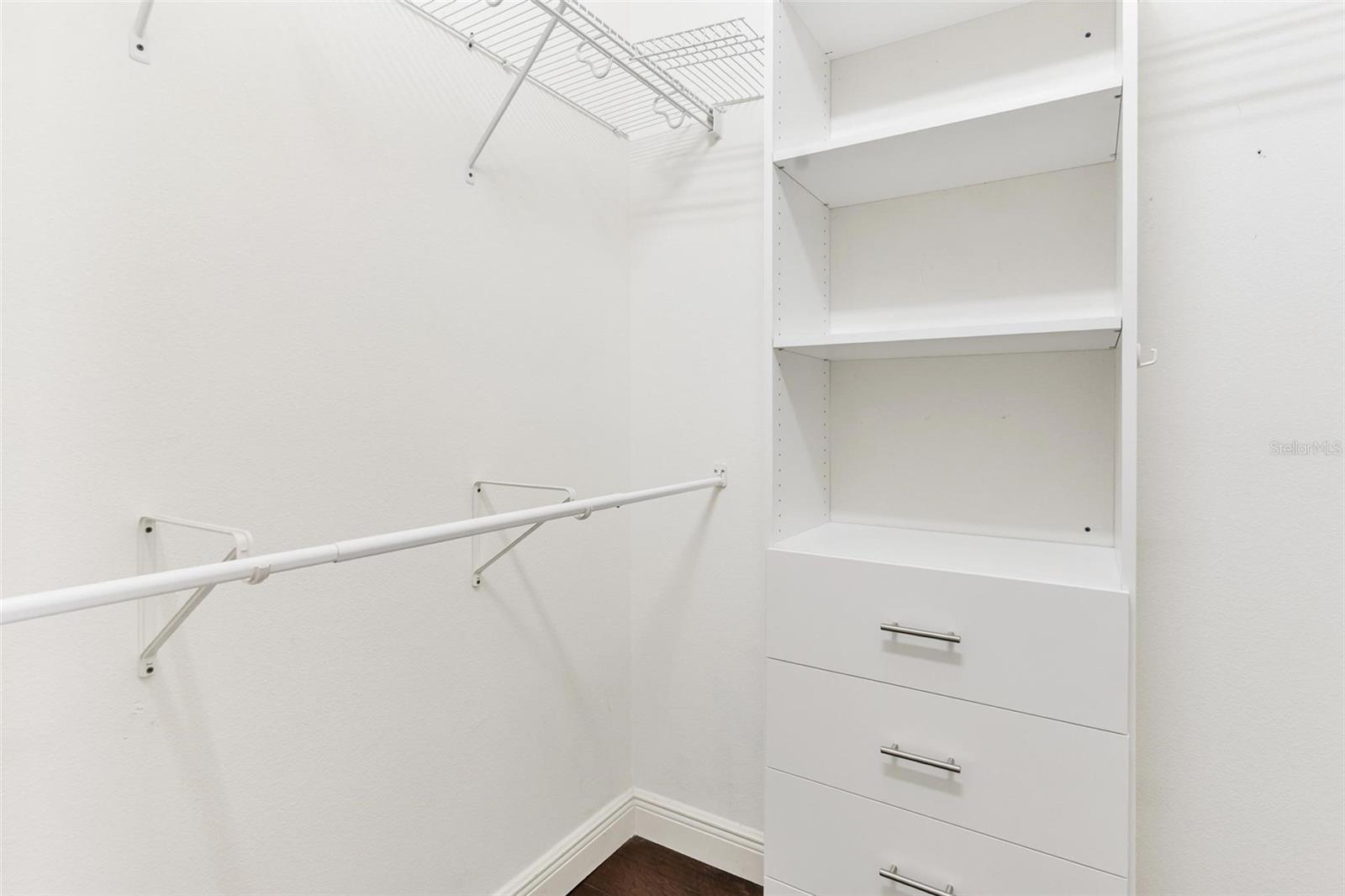 HARBOR HILLS - Residential