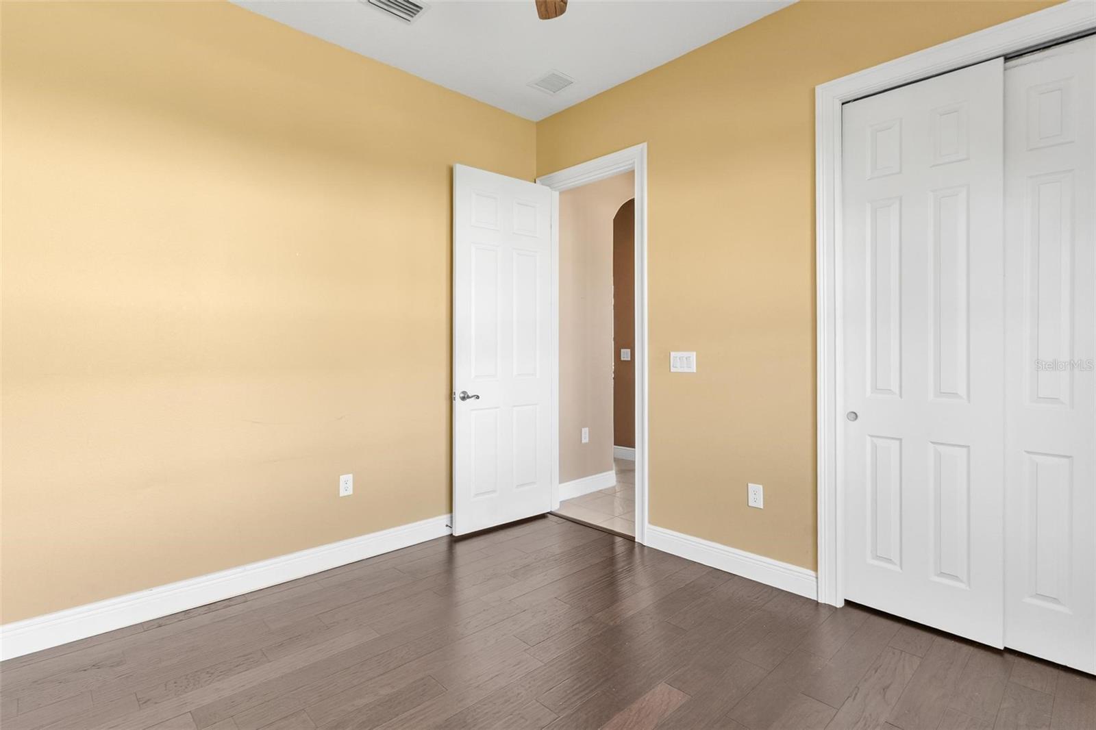 HARBOR HILLS - Residential