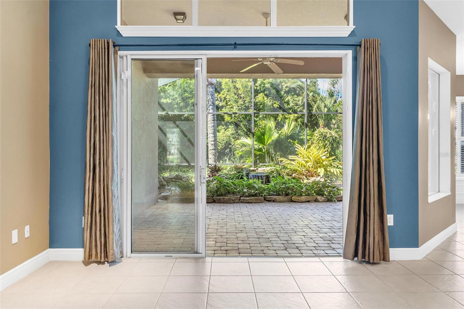 HARBOR HILLS - Residential