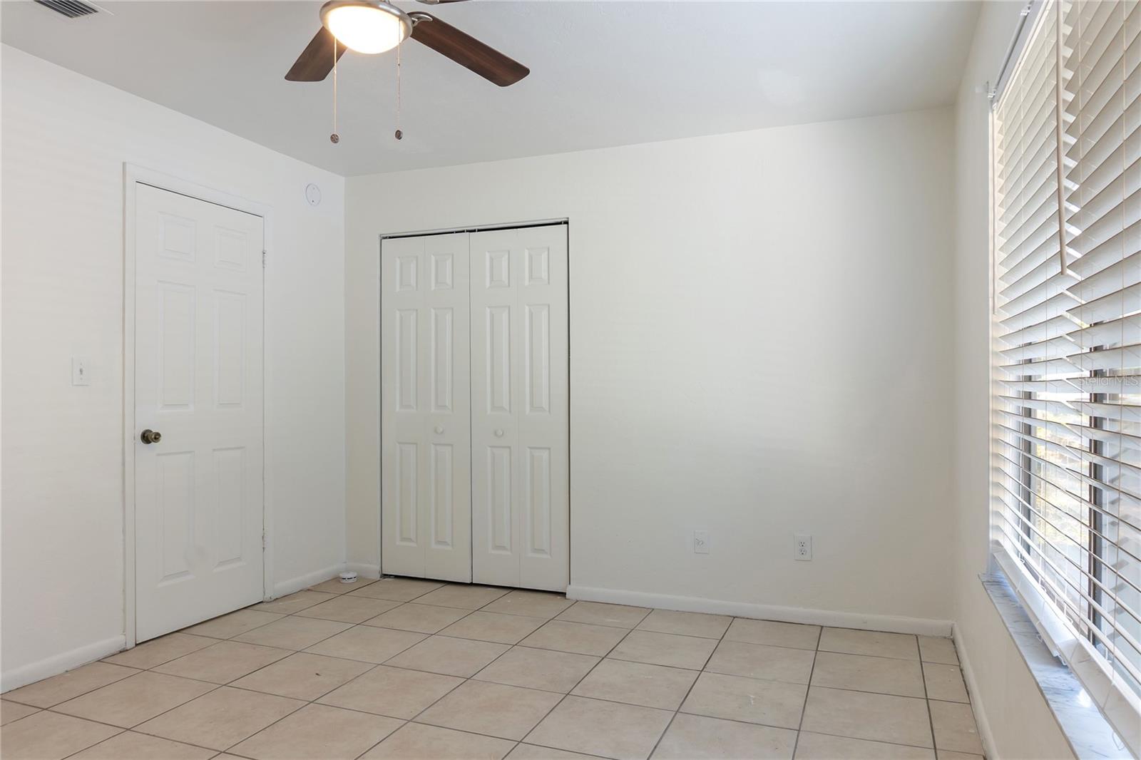 SUGARFOOT OAKS - Residential Income