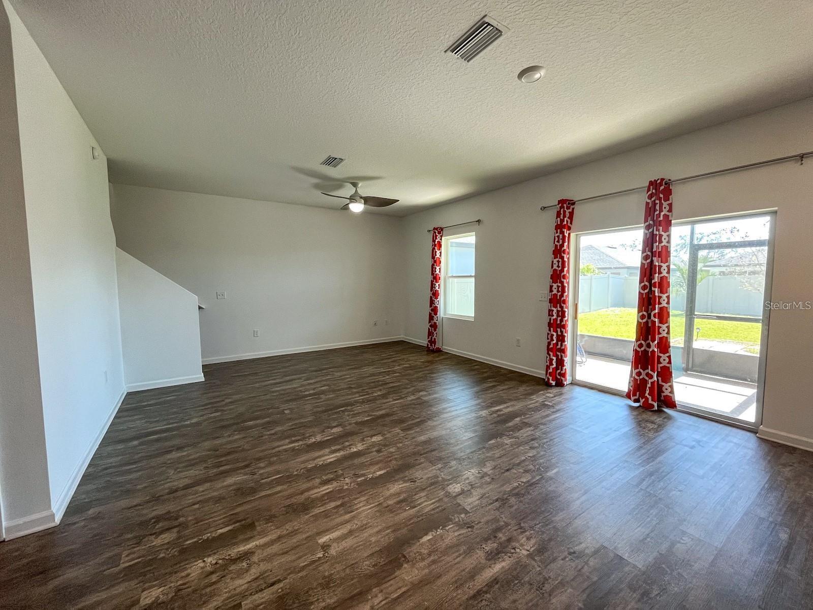 RIVERSTONE PH 1 - Residential Lease