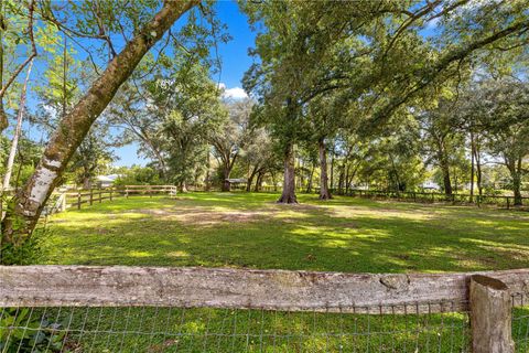 Tiny photo for 8221 SE 126th Place, Belleview, FL 34420 (MLS # OM709297)