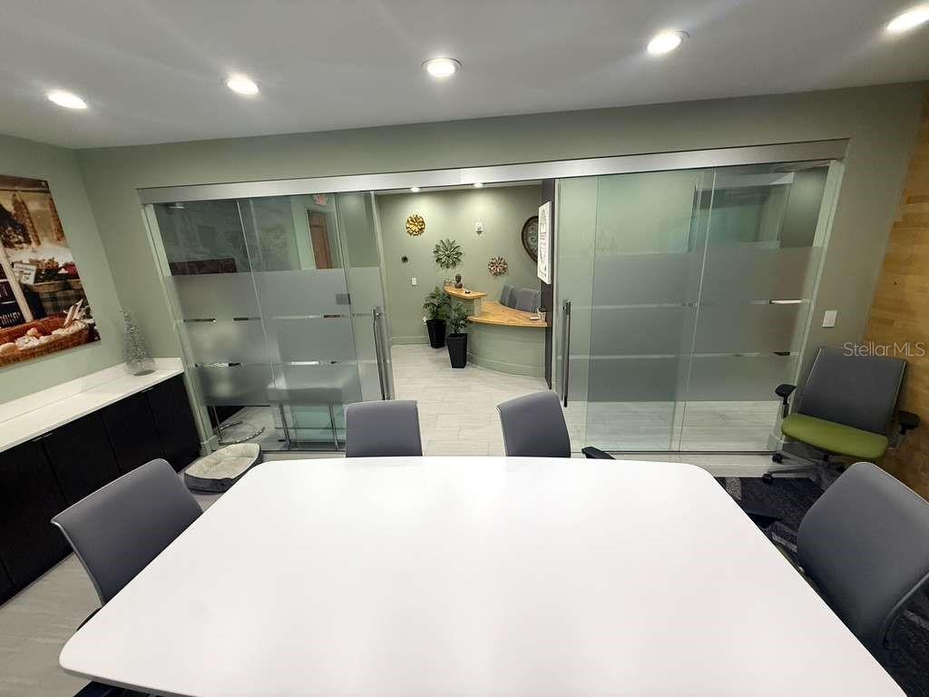 OFFICES/VERANDA PARK BLDG 1500 - Commercial Sale