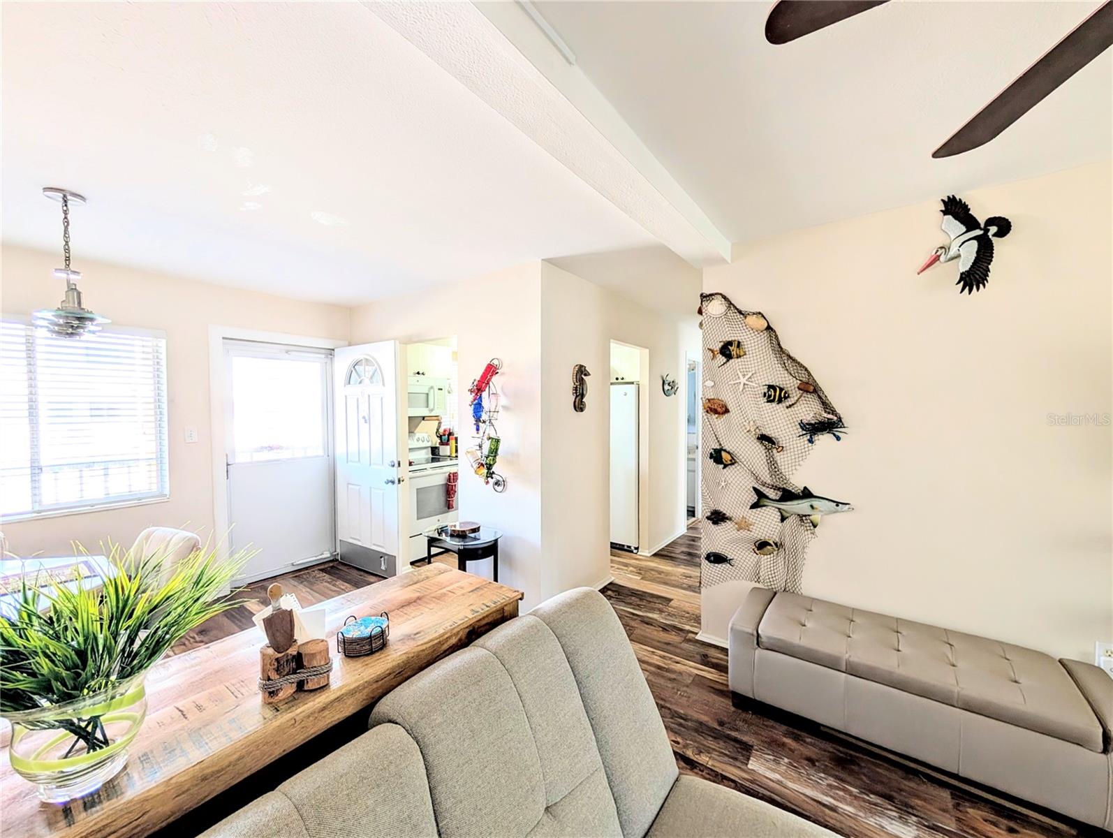 THE FOURTH BAYSHORE - Residential Lease