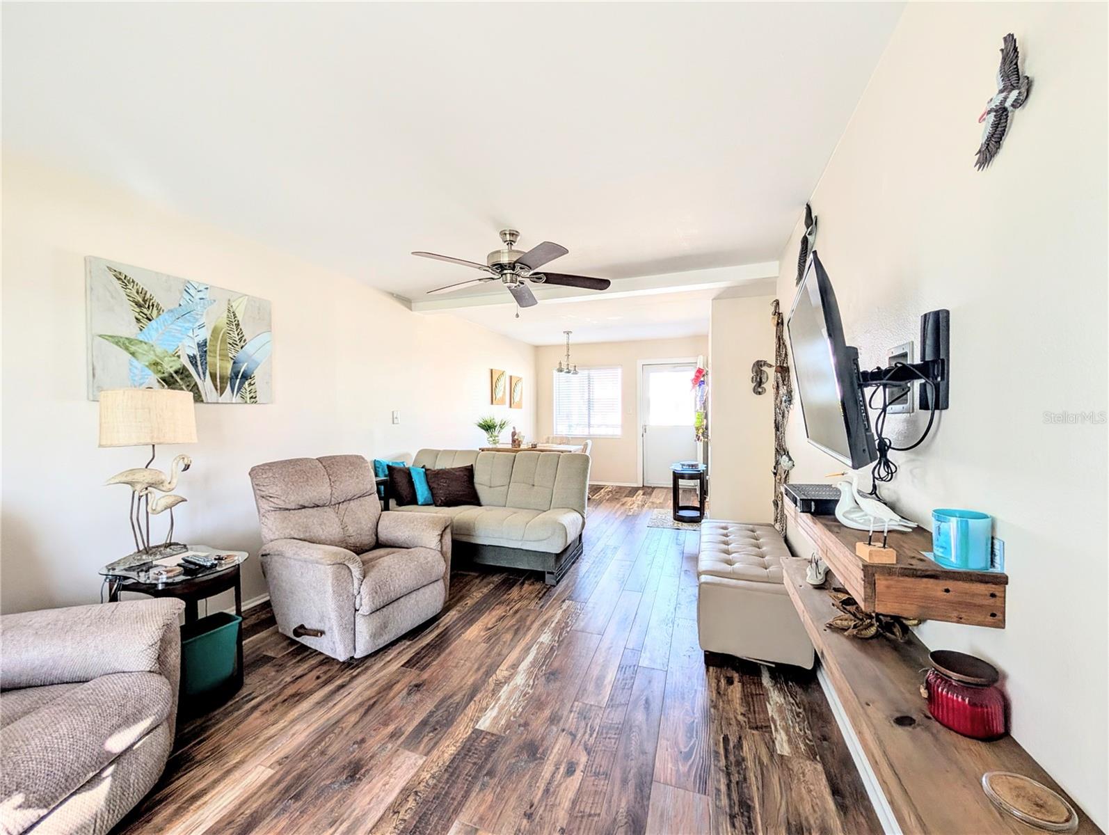 THE FOURTH BAYSHORE - Residential Lease