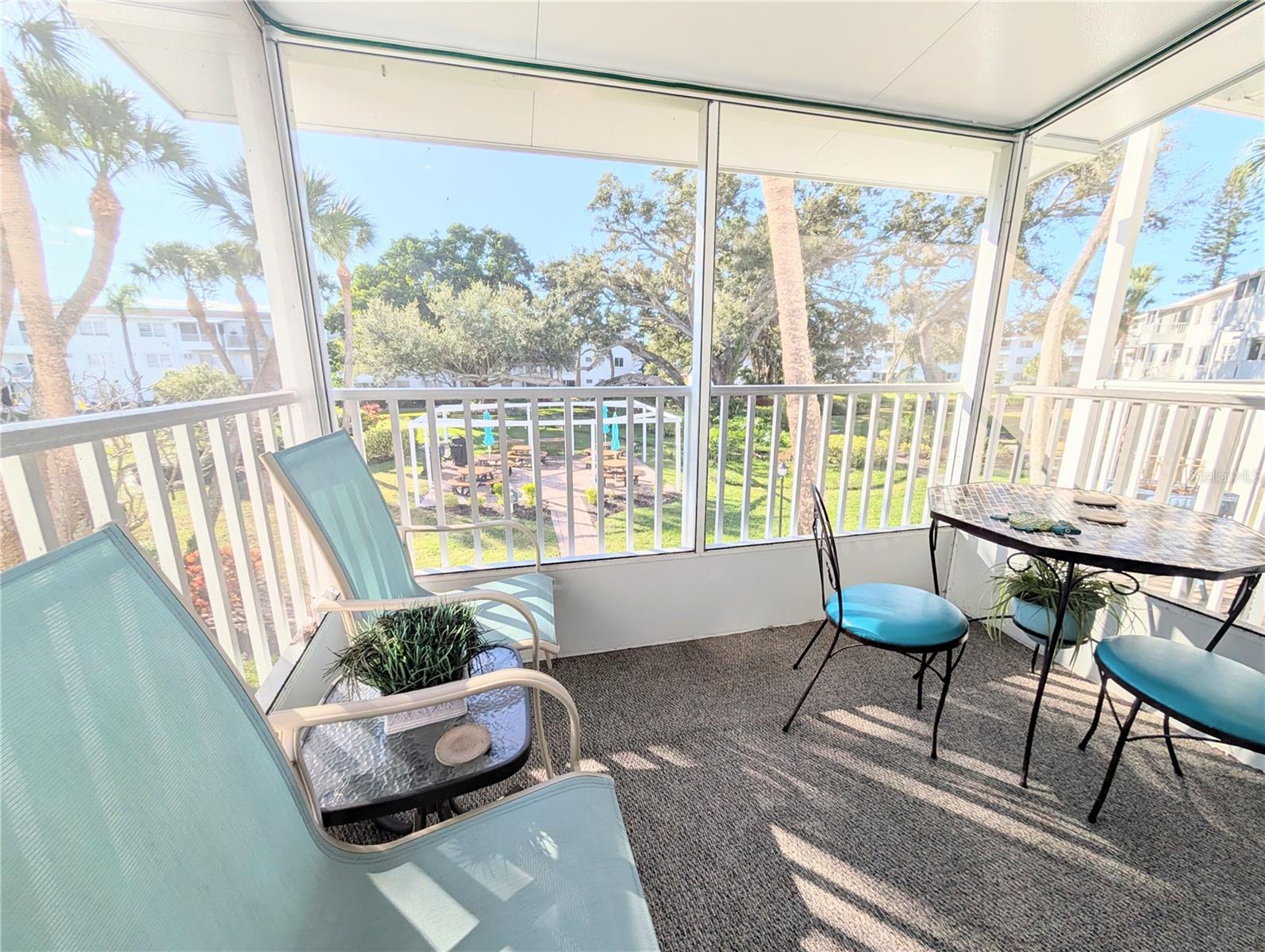 THE FOURTH BAYSHORE - Residential Lease