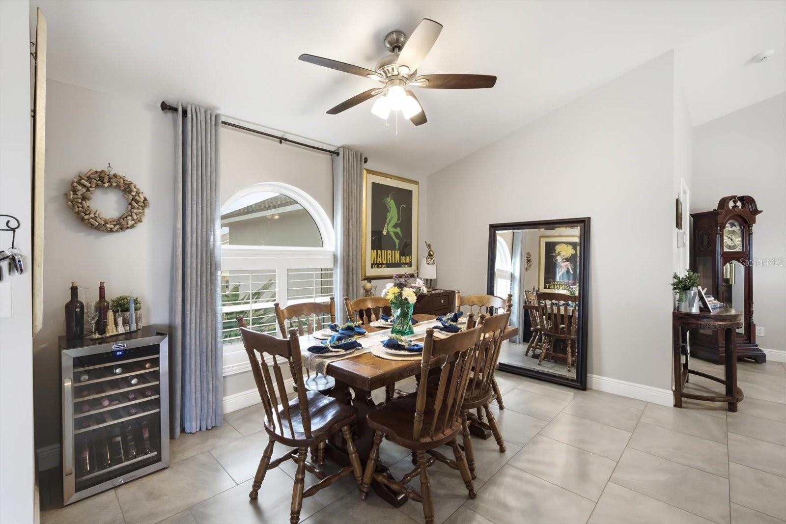 A RESUB OF A POR OF APOLLO - Residential Lease