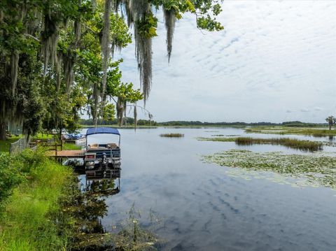 A home in HERNANDO