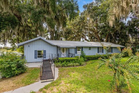 A home in HERNANDO