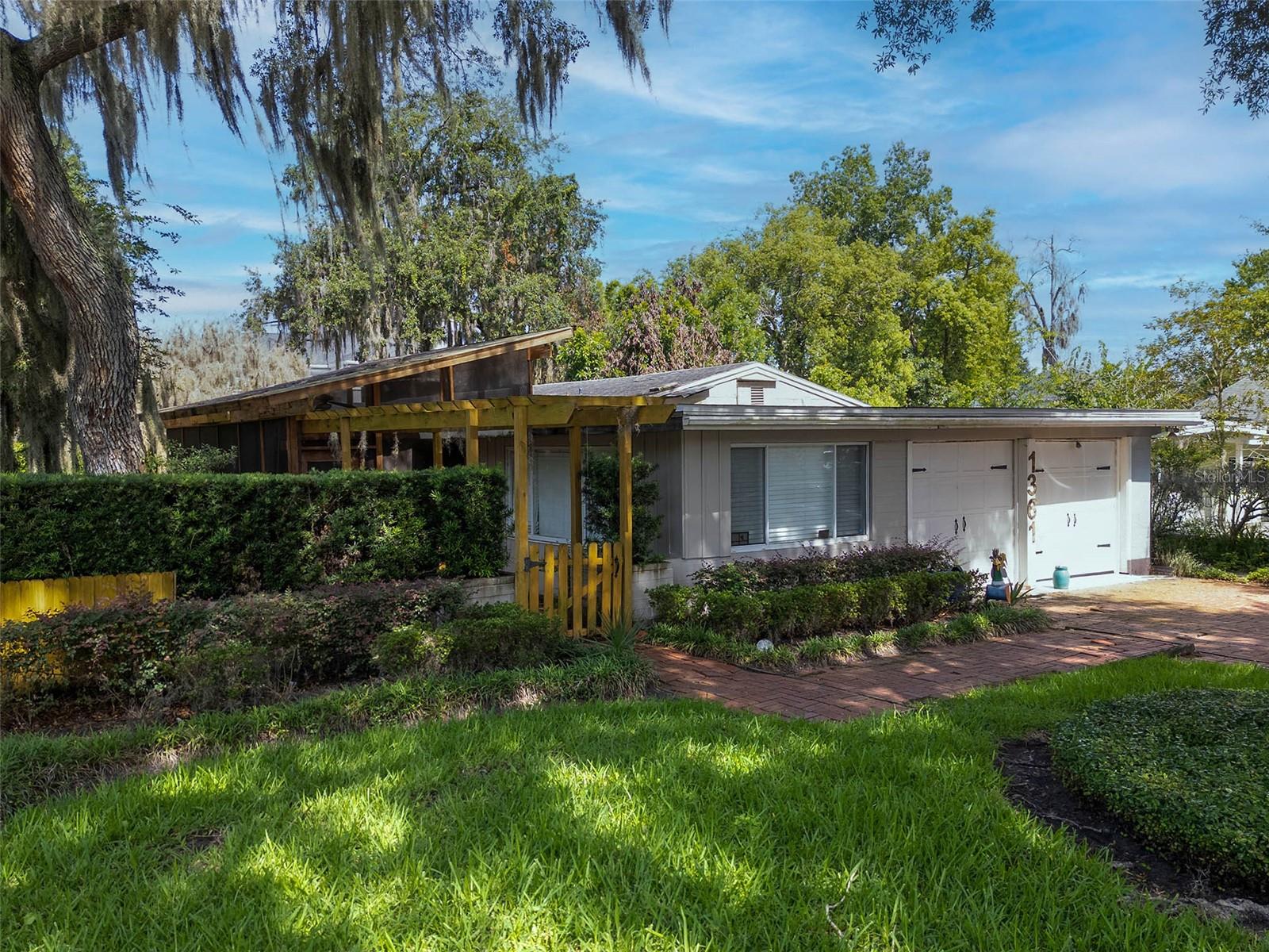 1361 AUDUBON ROAD