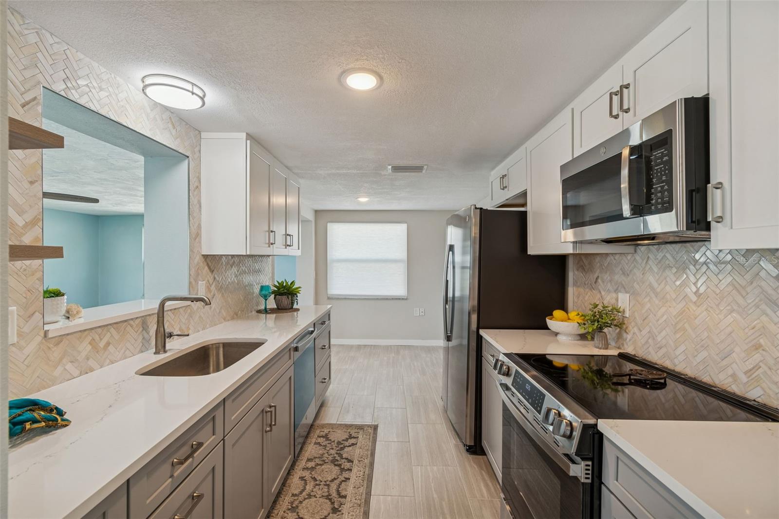 FOREST HILLS - Residential