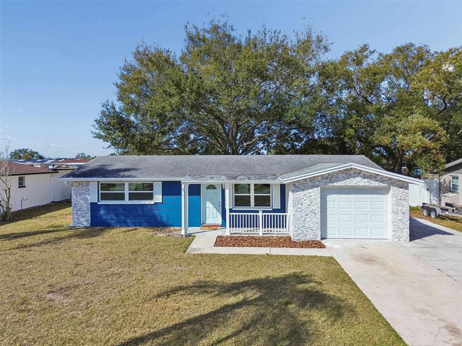 FOREST HILLS - Residential