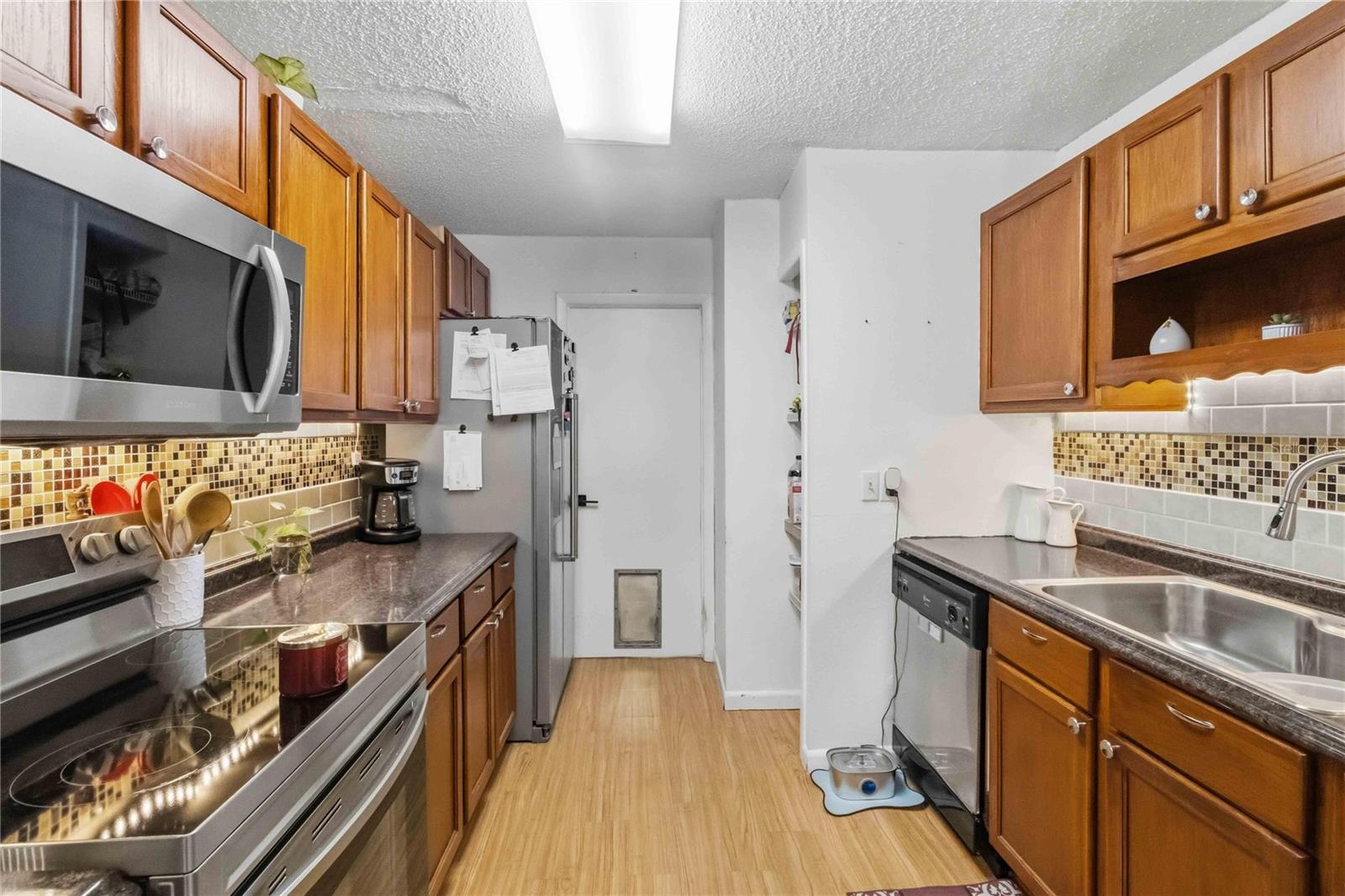 RIVERSIDE ESTATES CORR - Residential