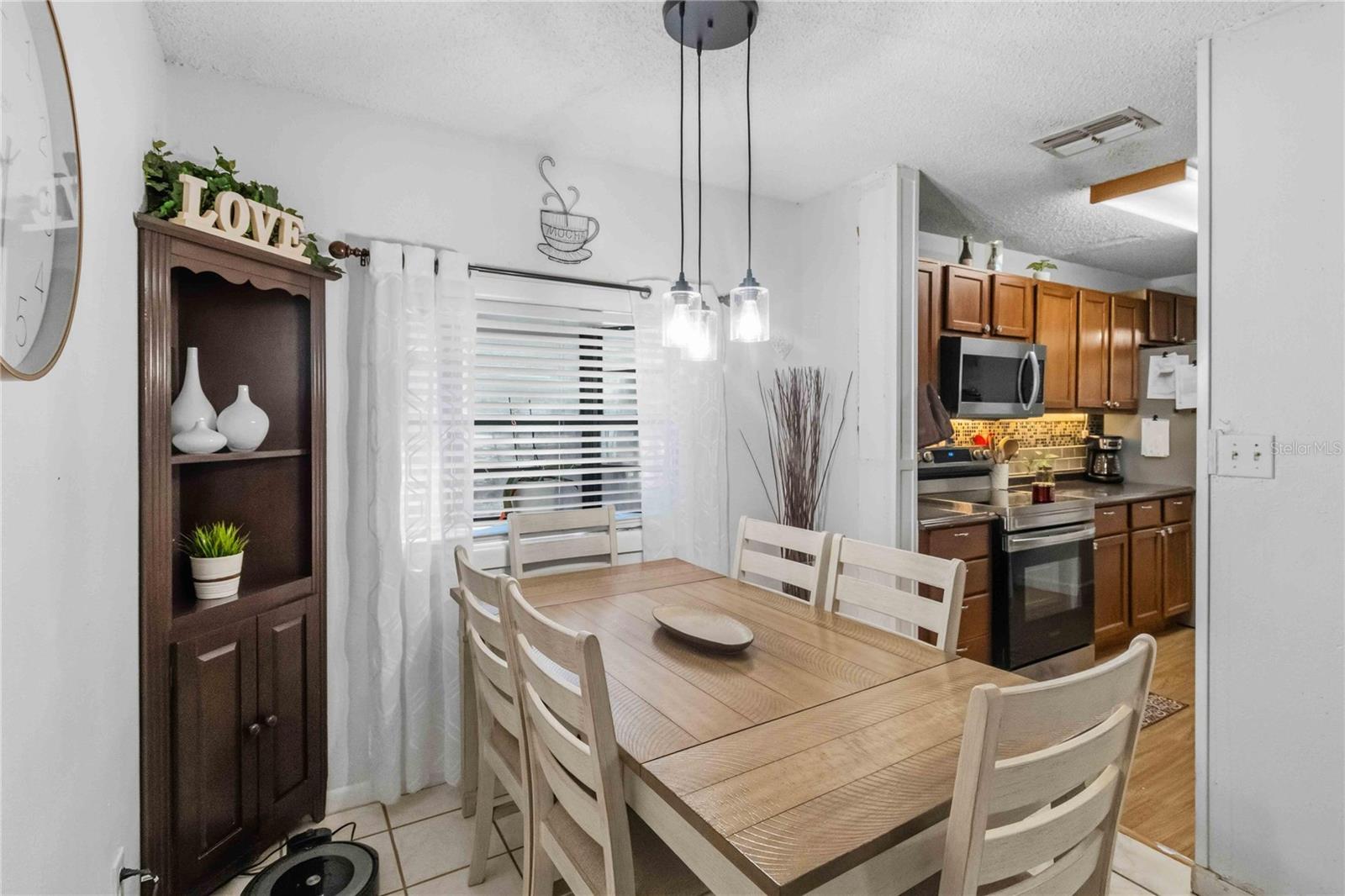 RIVERSIDE ESTATES CORR - Residential