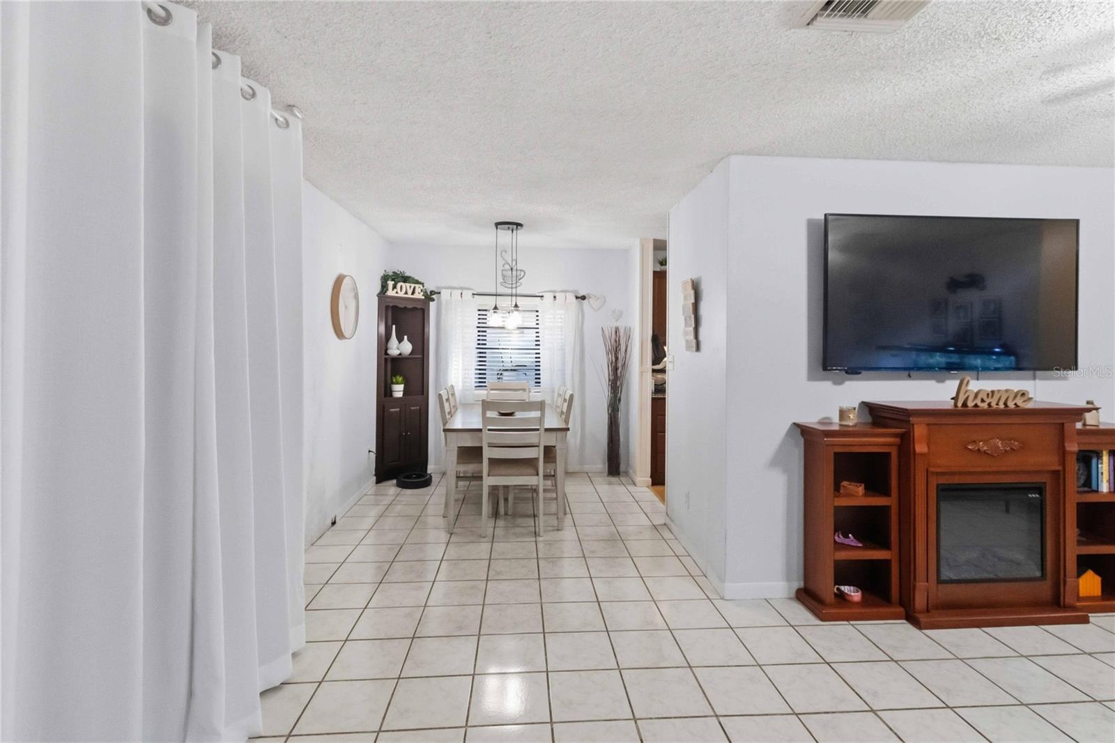 RIVERSIDE ESTATES CORR - Residential