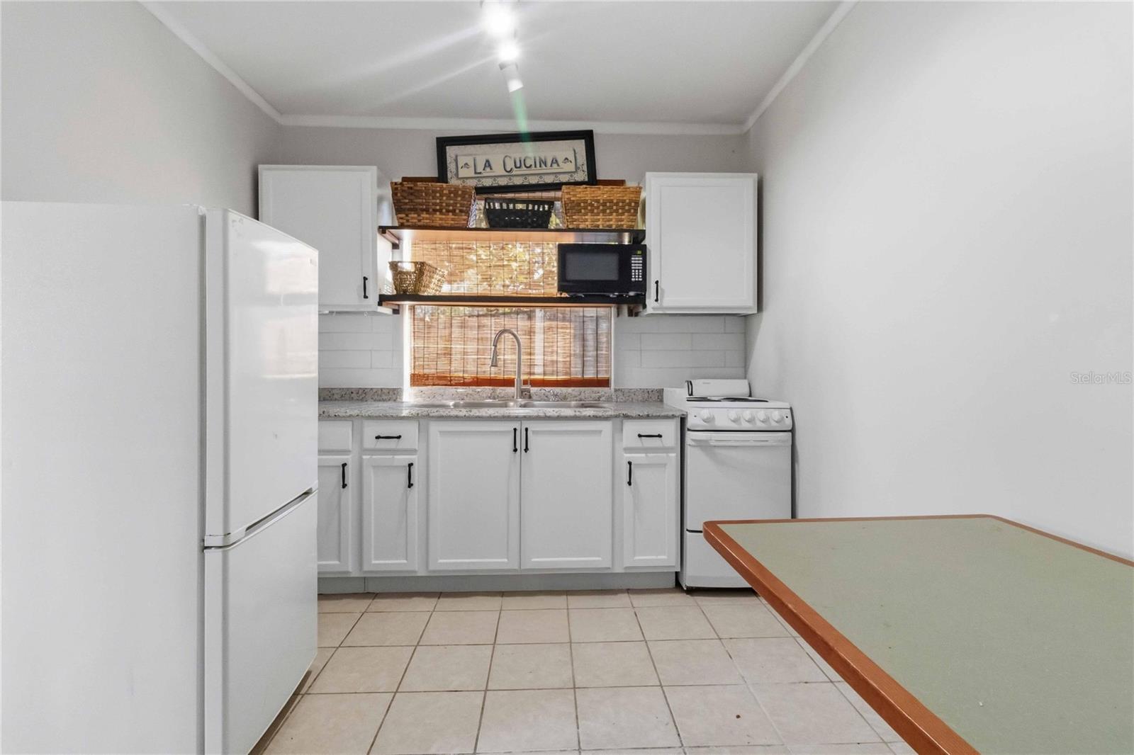 RIVERSIDE ESTATES CORR - Residential