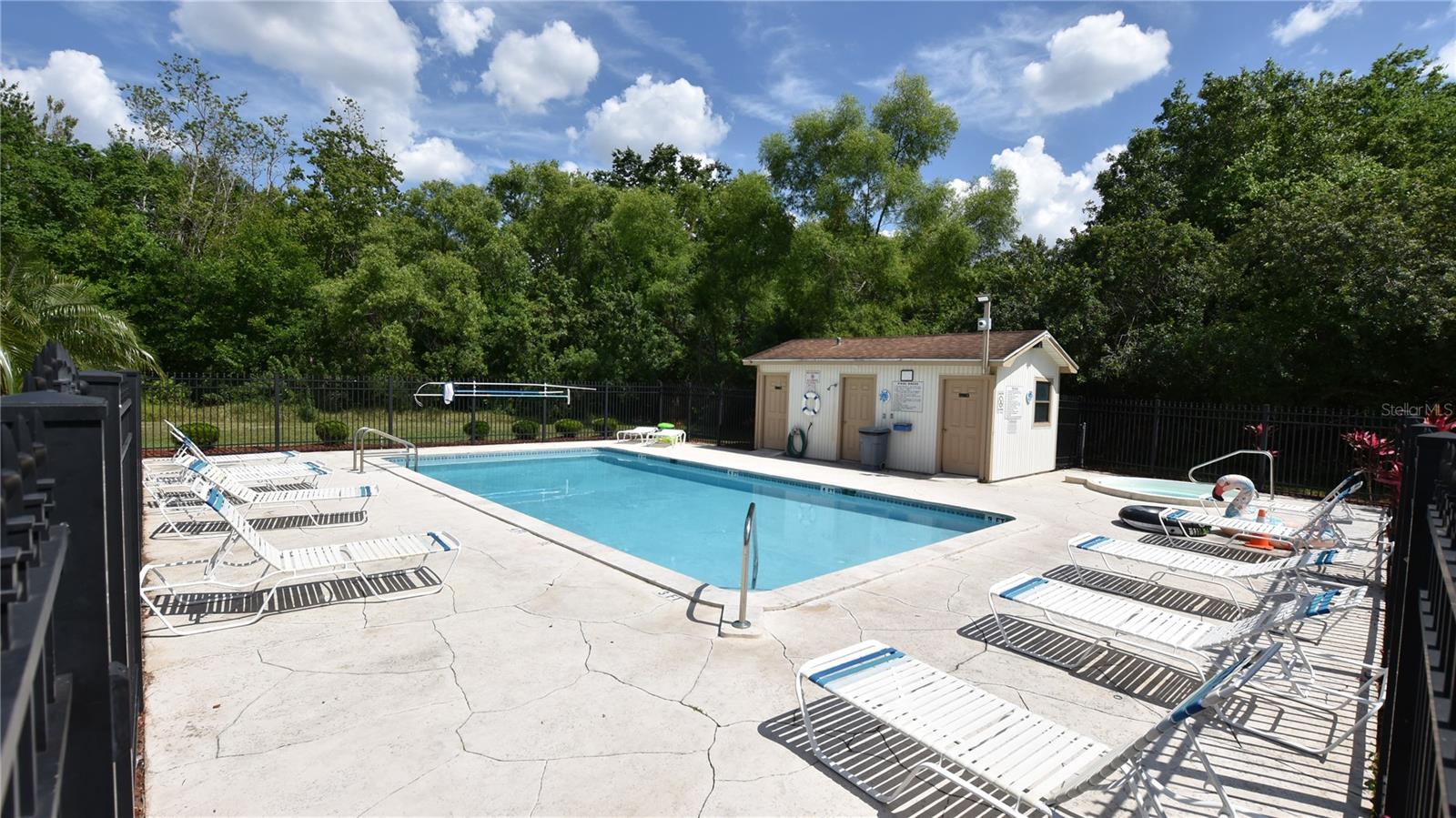 FAIRWOODS - Residential Lease