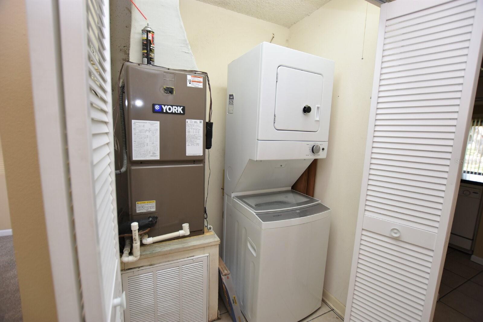 FAIRWOODS - Residential Lease