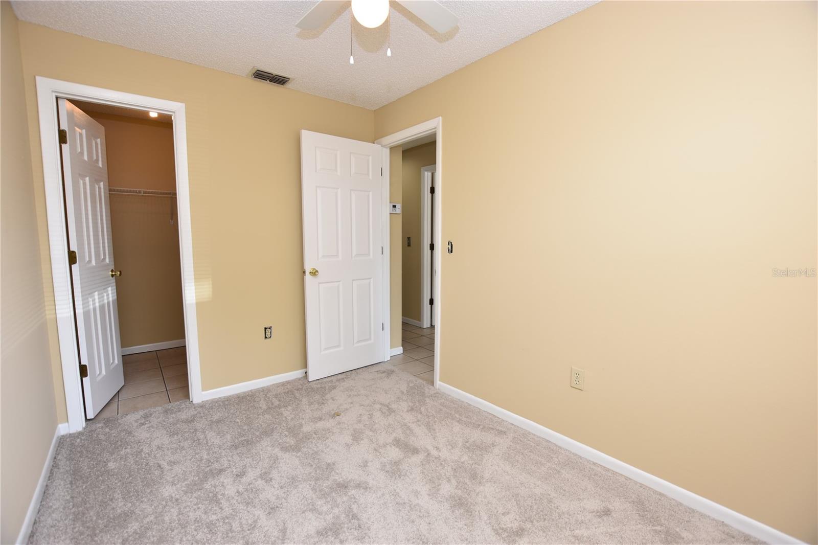 FAIRWOODS - Residential Lease