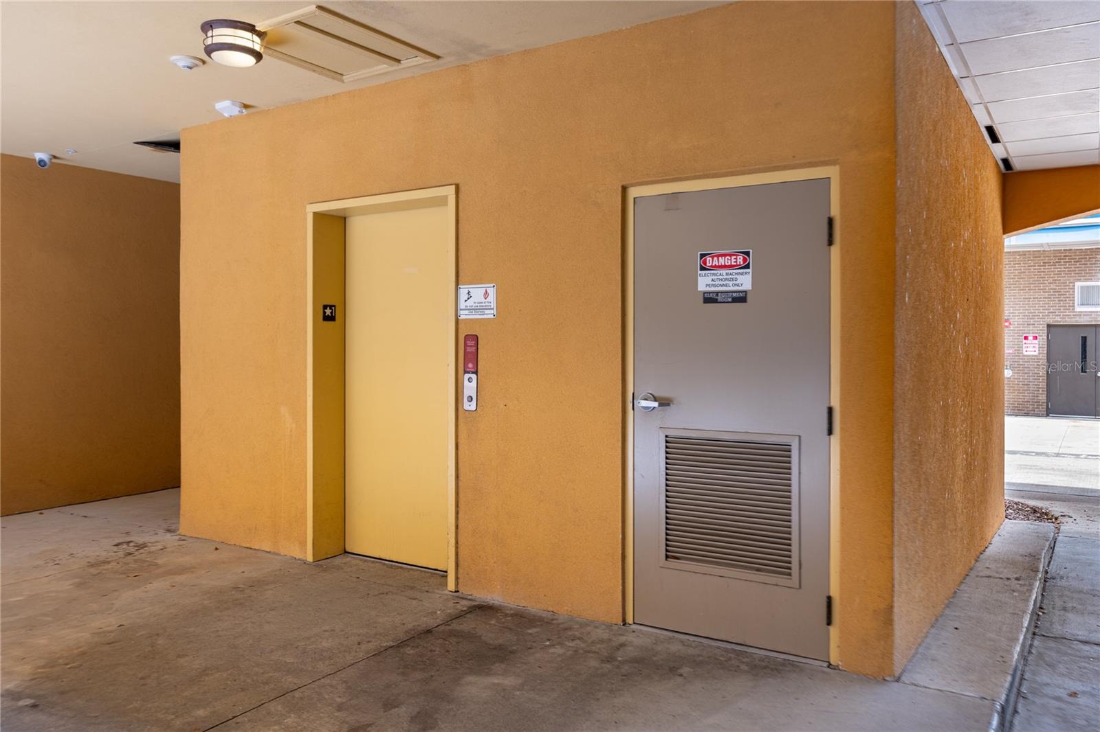 JACKSON SQUARE CONDO - Residential