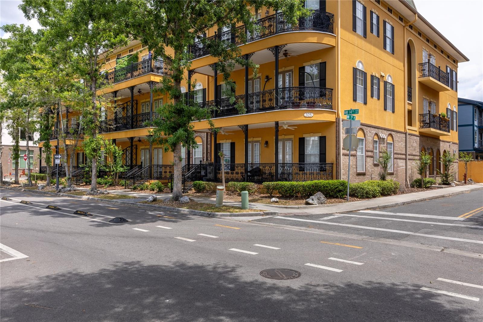 JACKSON SQUARE CONDO - Residential