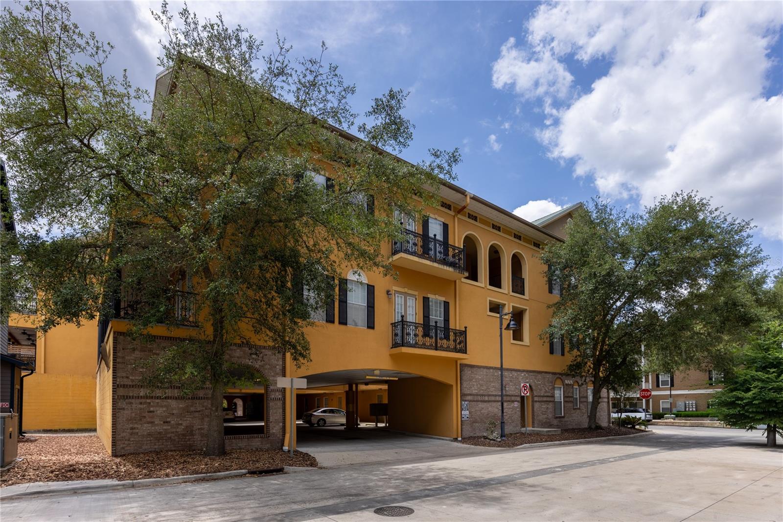 JACKSON SQUARE CONDO - Residential