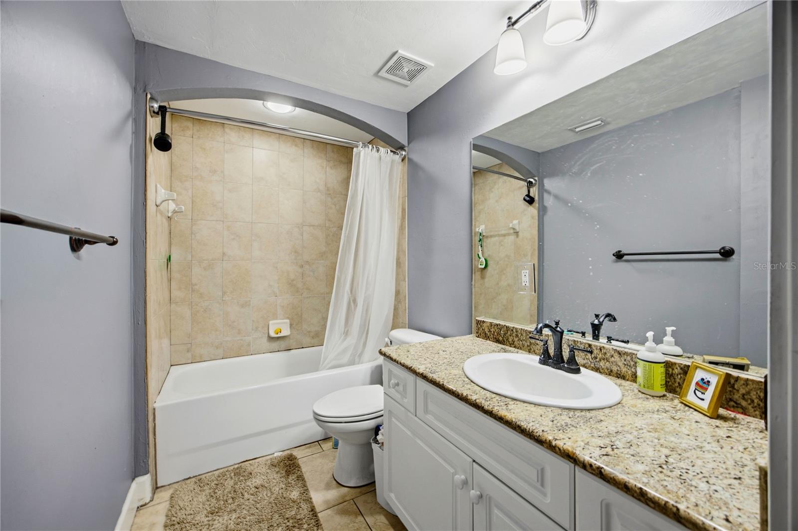 JACKSON SQUARE CONDO - Residential
