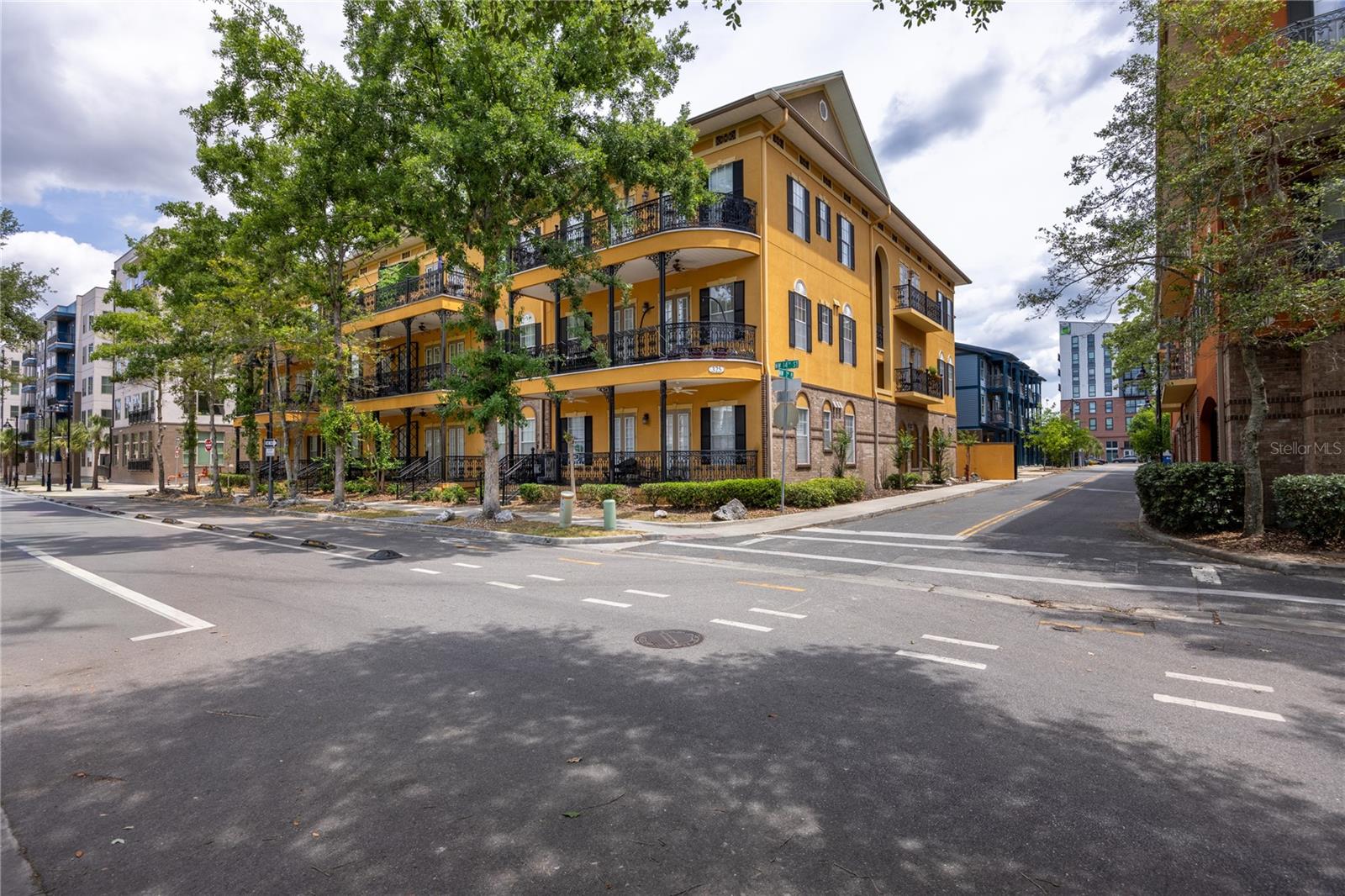 JACKSON SQUARE CONDO - Residential