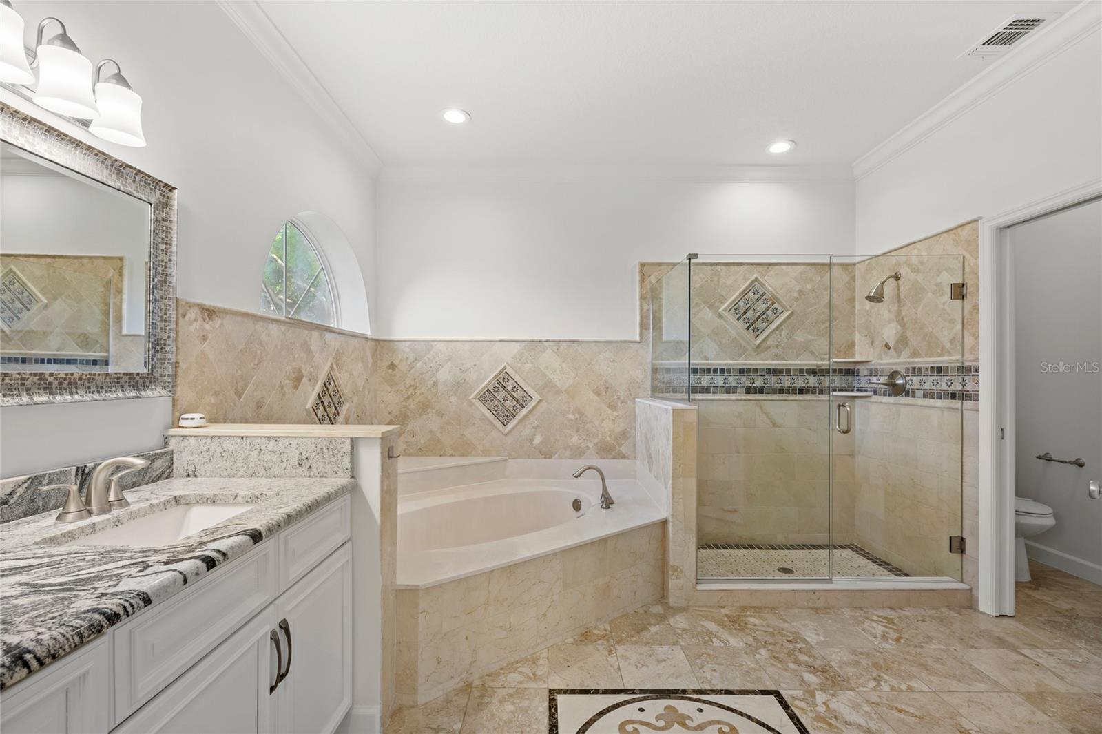 WINDSOR HILL - Residential