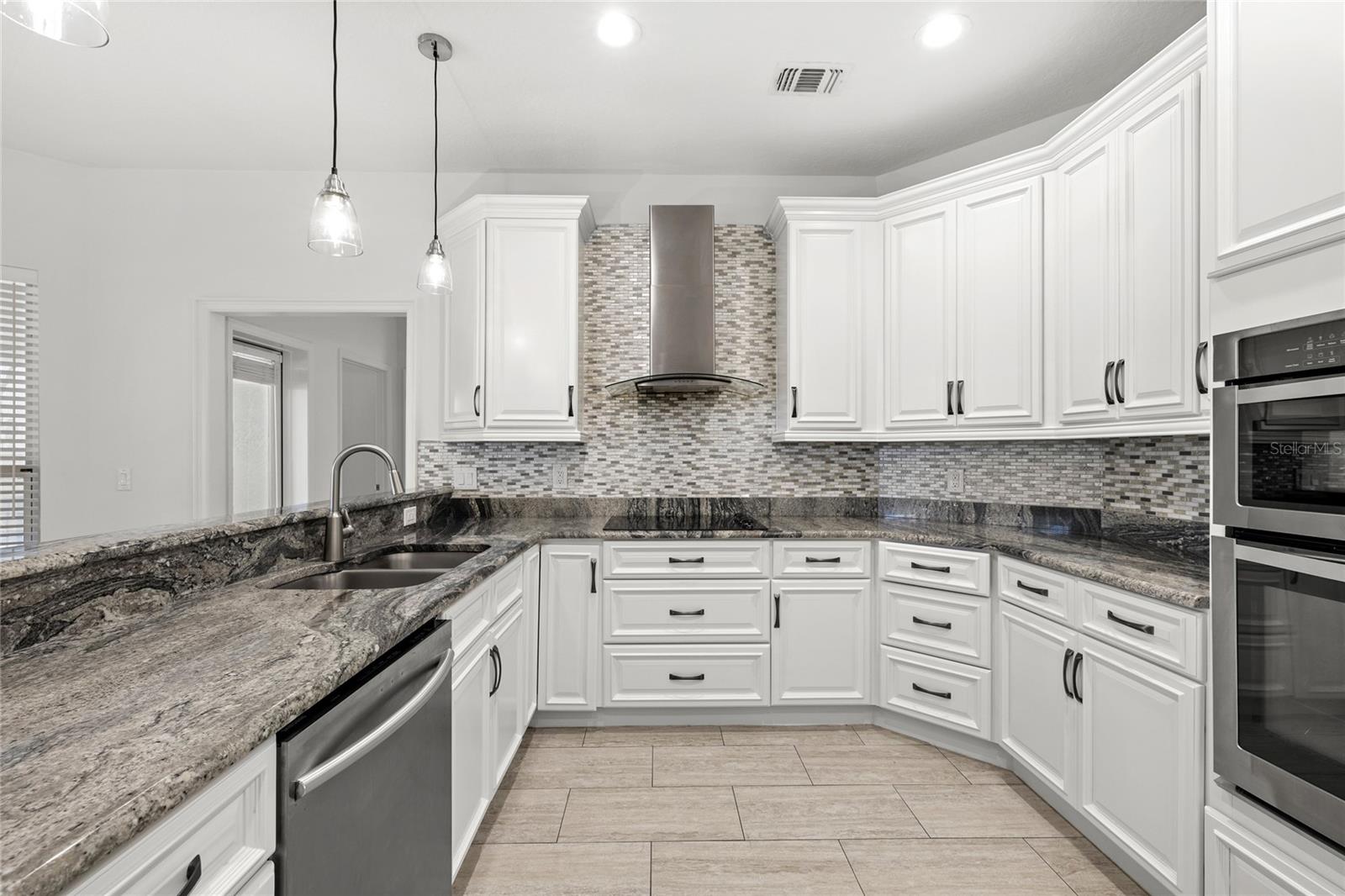 2722 PARK ROYAL DRIVE