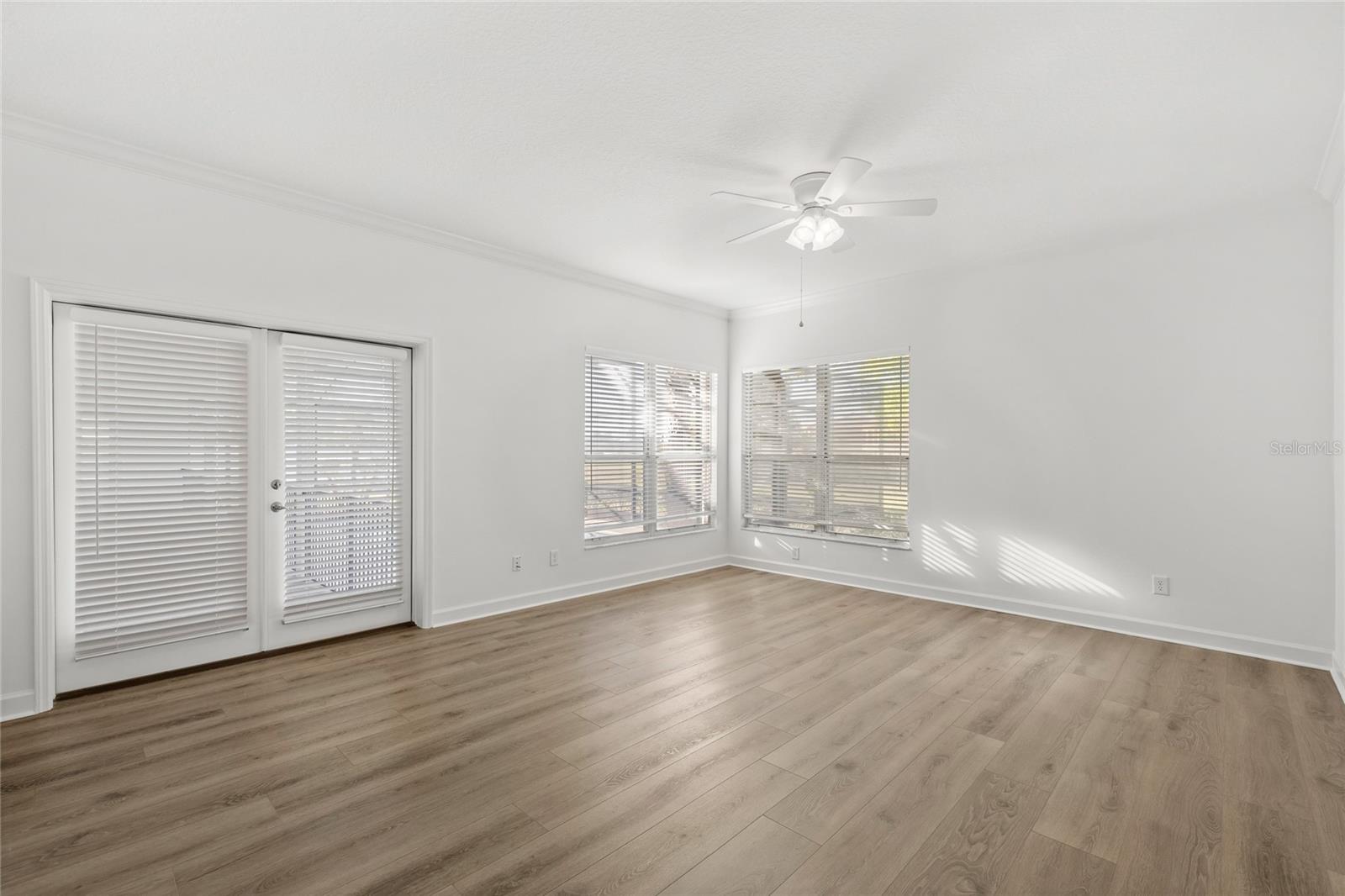 WINDSOR HILL - Residential