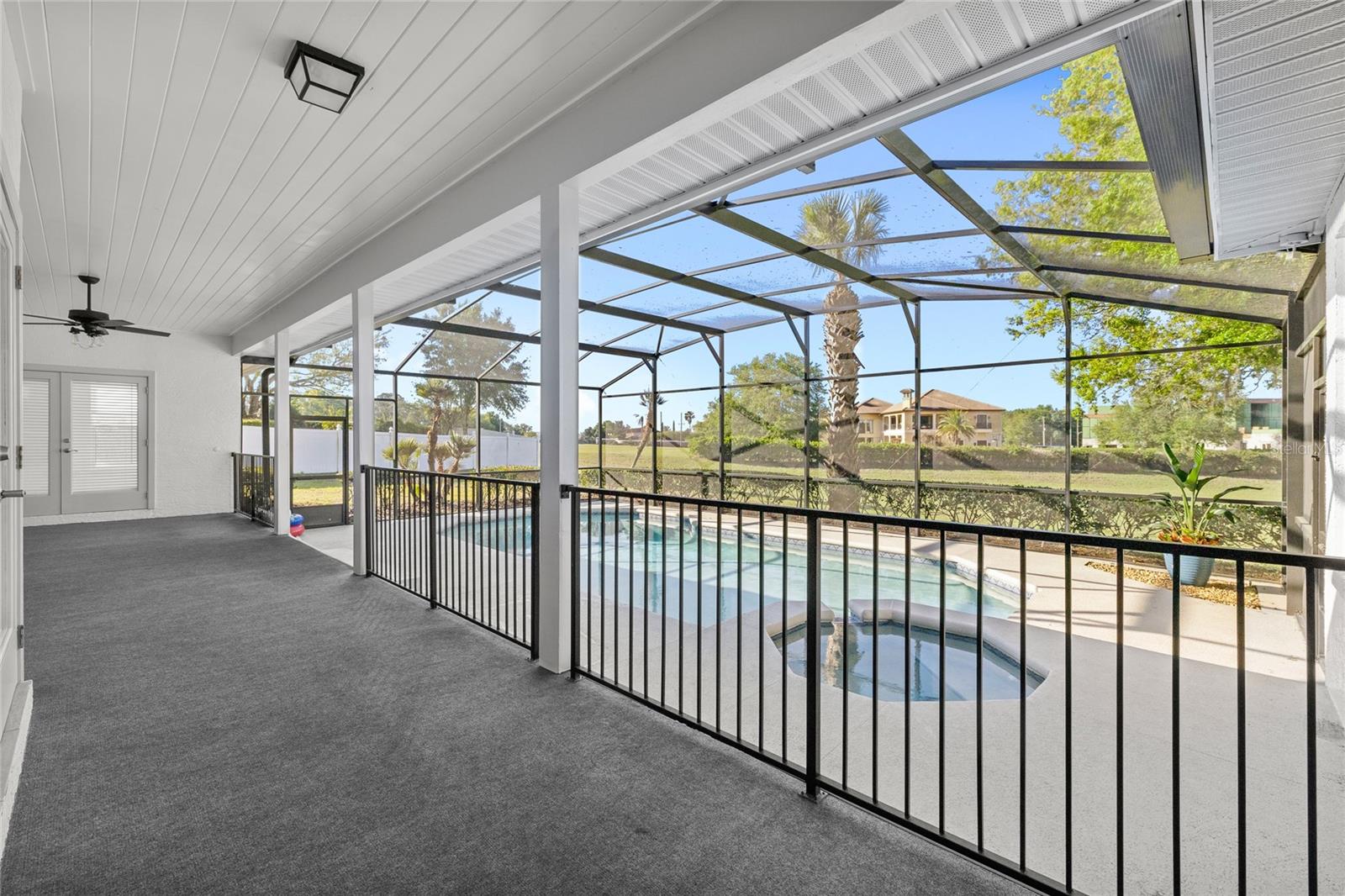 WINDSOR HILL - Residential