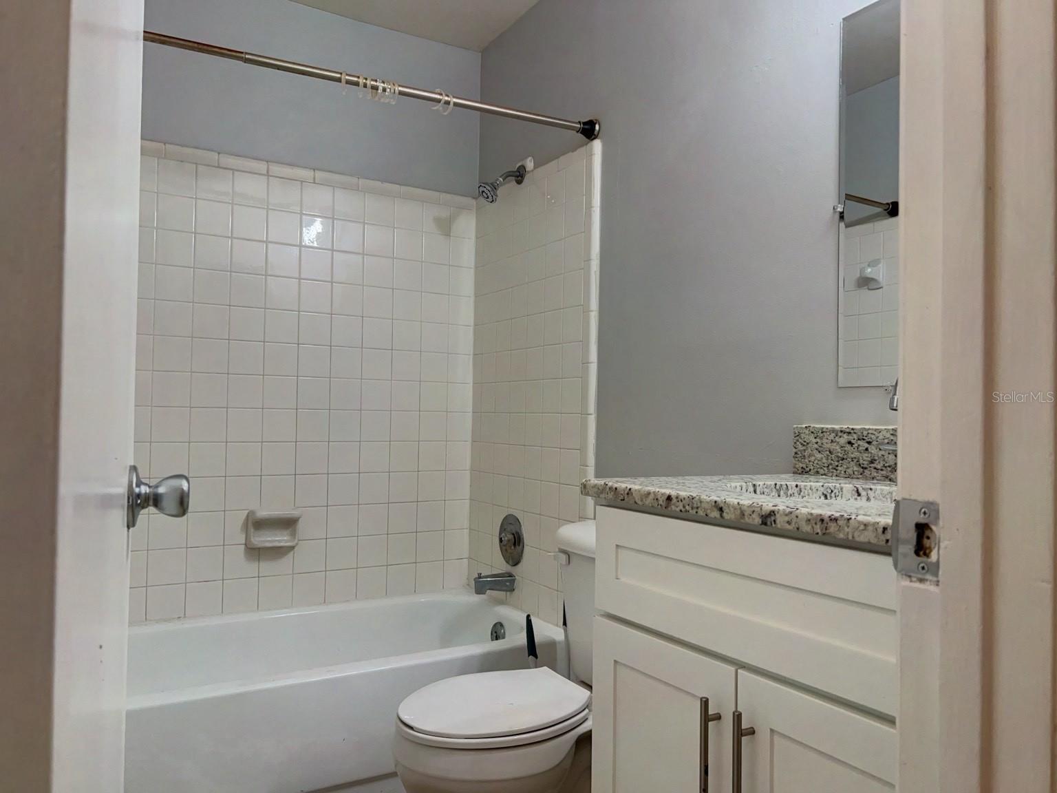 SUSSEX PLACE PH 01 - Residential Lease