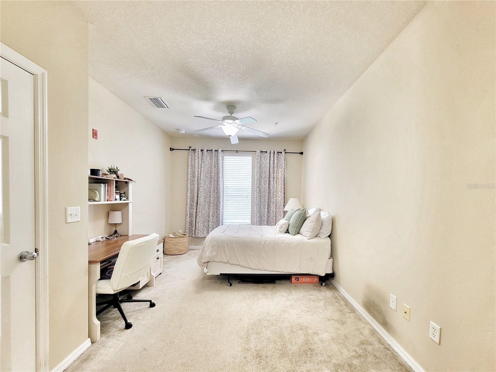 CAMPUS VIEW SOUTH LLC - Residential