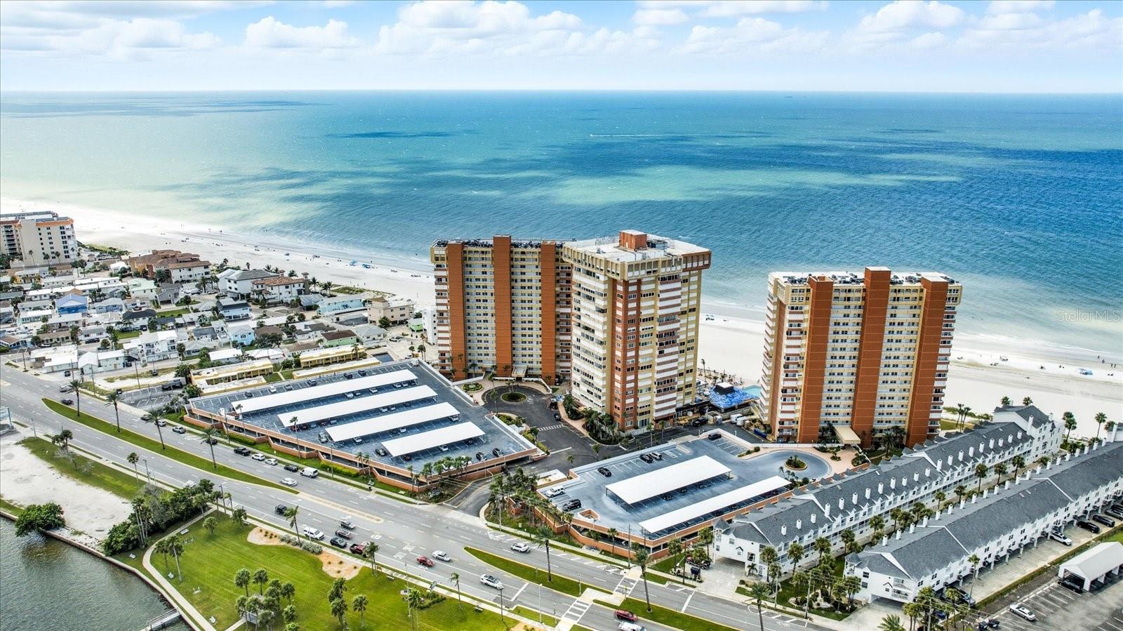 REDINGTON TOWERS 1 CONDO - Residential