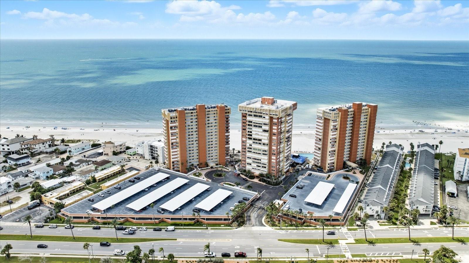 REDINGTON TOWERS 1 CONDO - Residential