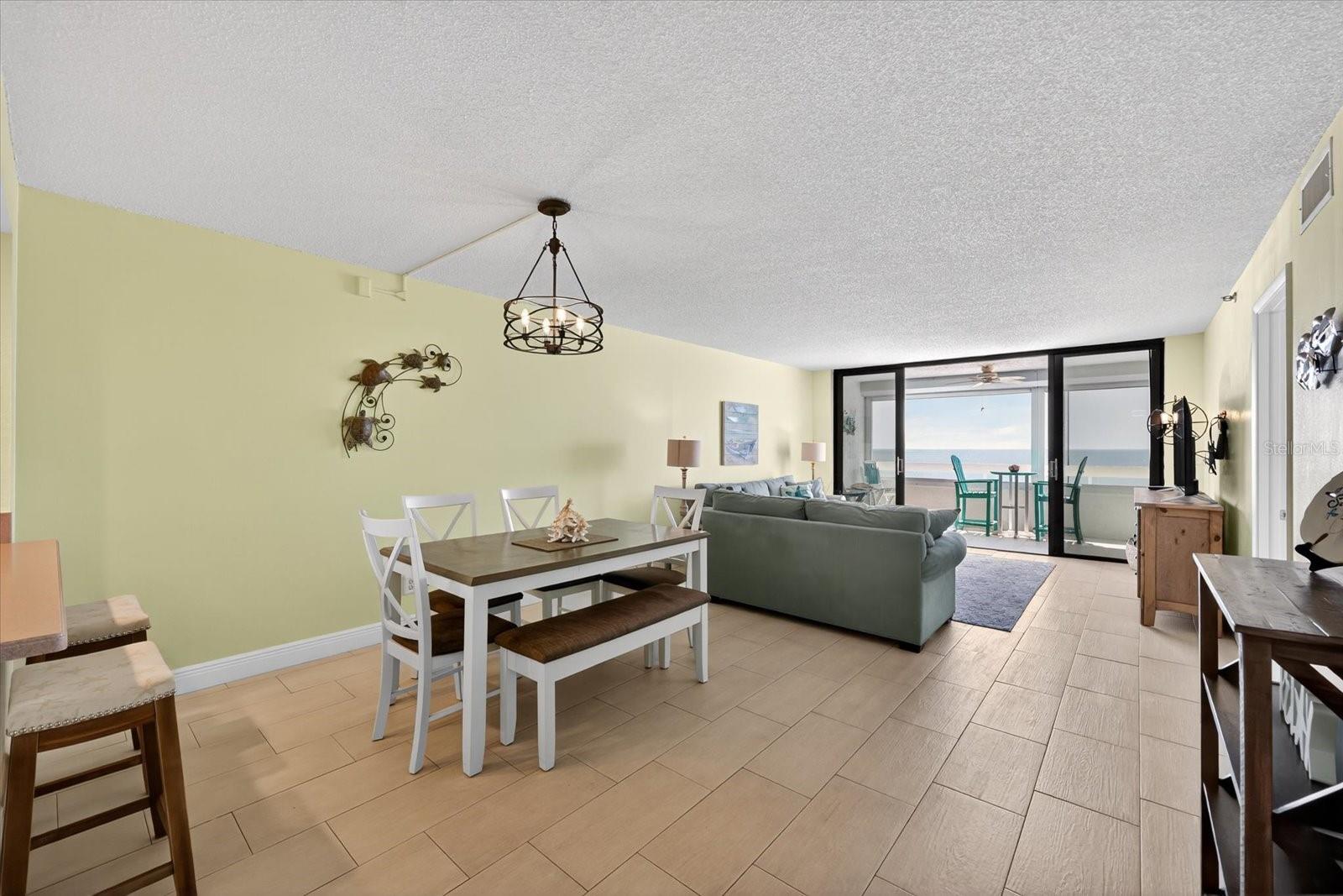 REDINGTON TOWERS 1 CONDO - Residential