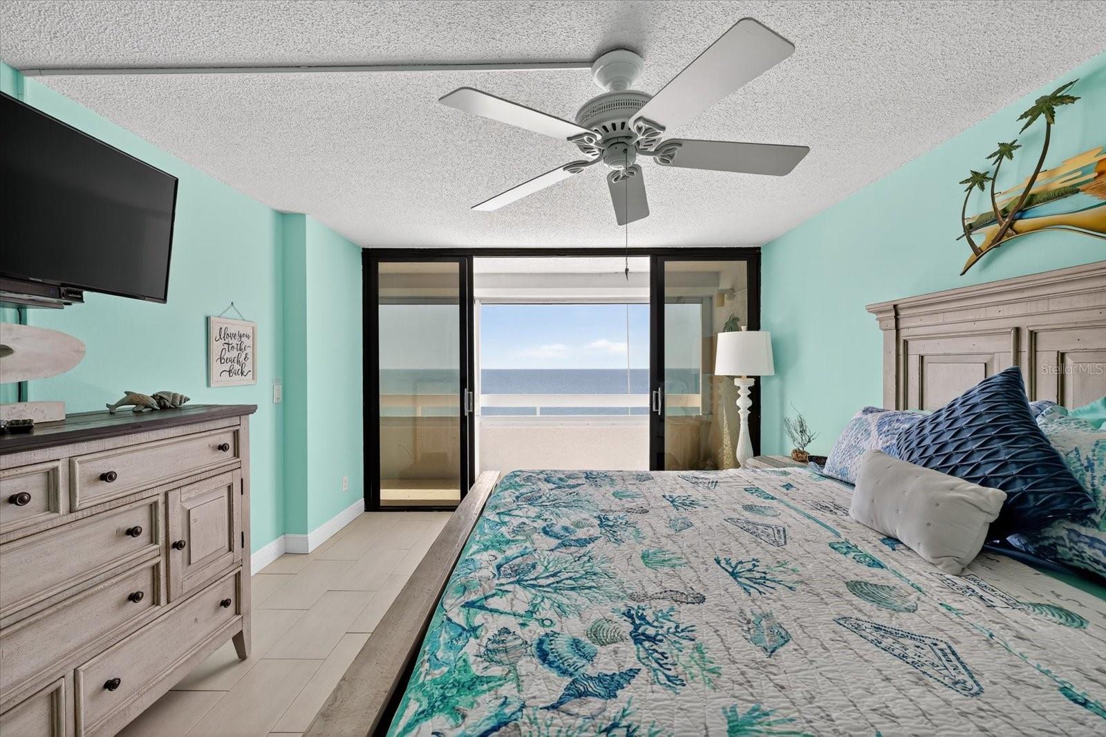 REDINGTON TOWERS 1 CONDO - Residential