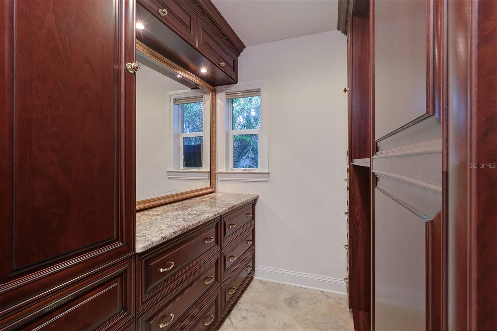 VILLA PARK ESTATES - Residential Lease