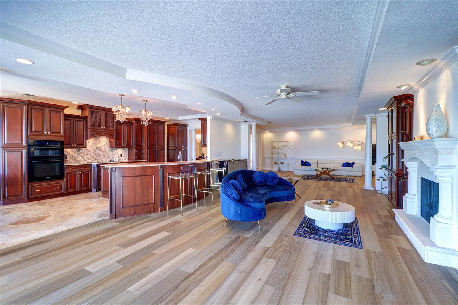 VILLA PARK ESTATES - Residential Lease