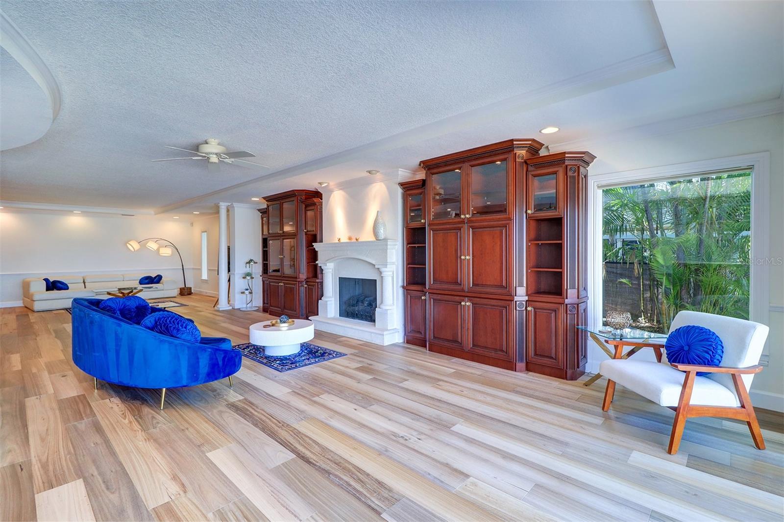 VILLA PARK ESTATES - Residential Lease